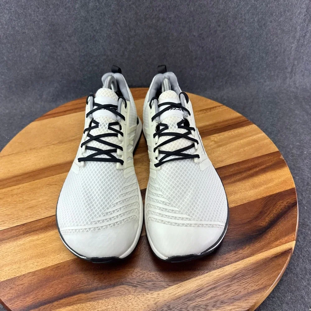 Altra Solstice XT Men's Size 9 White Mesh Running Sneakers Barely Worn